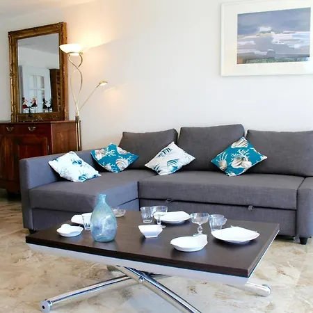 Sea View & Gardens In Apartamento Antibes