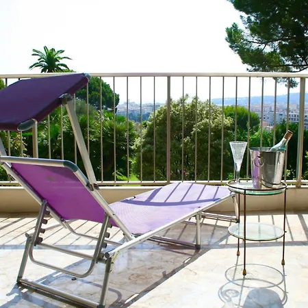 Sea View & Gardens In Apartamento