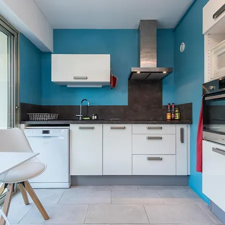 Sea View & Gardens In Antibes