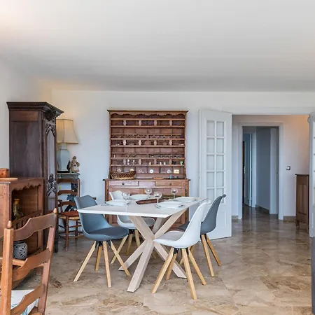 Sea View & Gardens In Apartamento