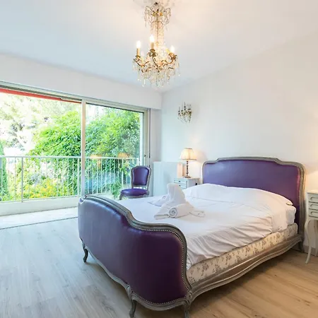 Sea View & Gardens In Apartamento