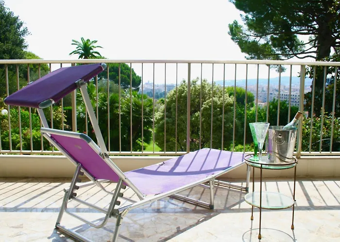 דירה Sea View & Gardens In *